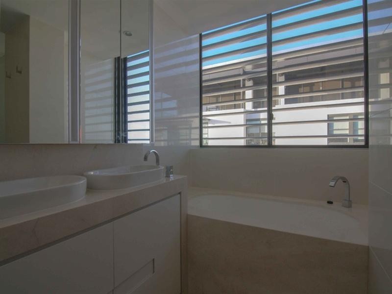 3501/4 “Salacia Waters” Marina Promenade, Paradise Point QLD 4216