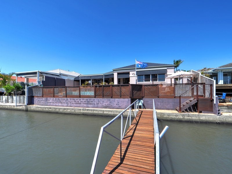 34 Anchorage Way, Biggera Waters QLD 4216