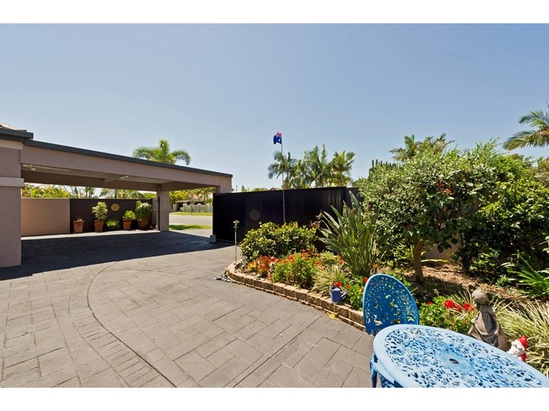 34 Anchorage Way, Biggera Waters QLD 4216