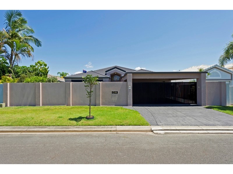 34 Anchorage Way, Biggera Waters QLD 4216