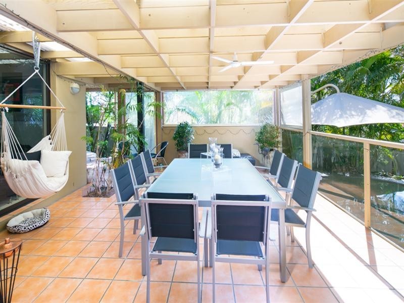 275 Napper Road, Arundel QLD 4214