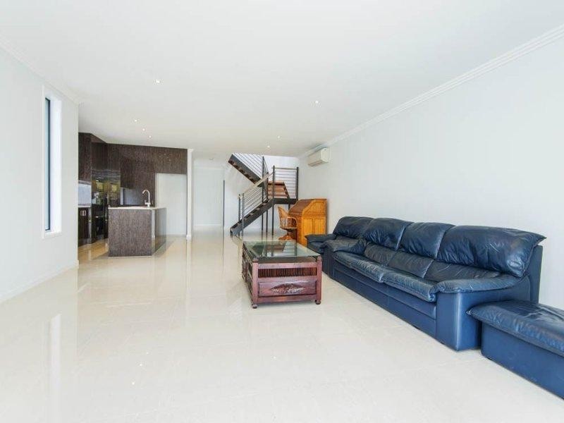 18B Compass Drive, Biggera Waters QLD 4216