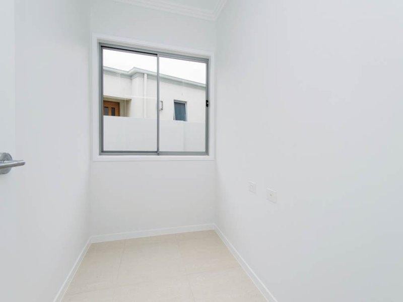 18B Compass Drive, Biggera Waters QLD 4216