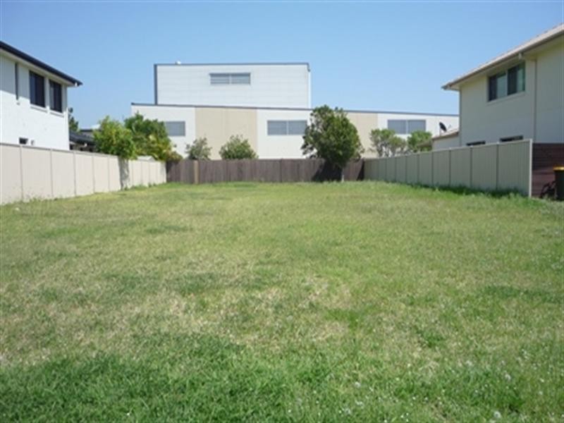 66 Southaven Drive, Helensvale QLD 4212