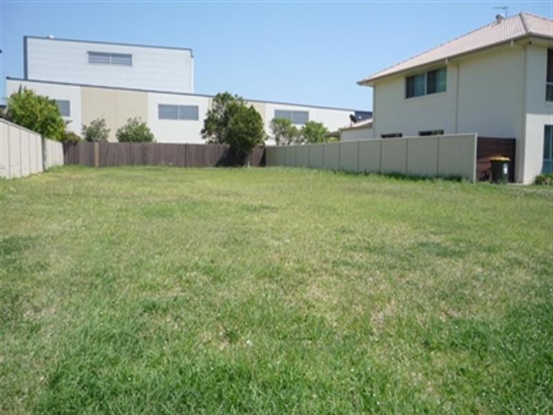 66 Southaven Drive, Helensvale QLD 4212