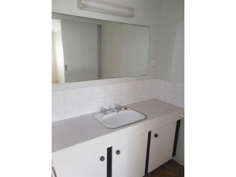 191 Bayview Street, Runaway Bay QLD 4216