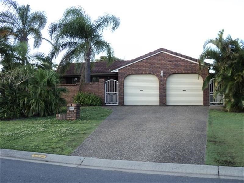 11 Longboat Place, Biggera Waters QLD 4216