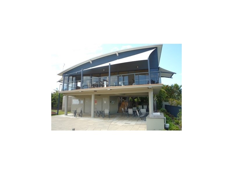 130 The Peninsula, Helensvale QLD 4212