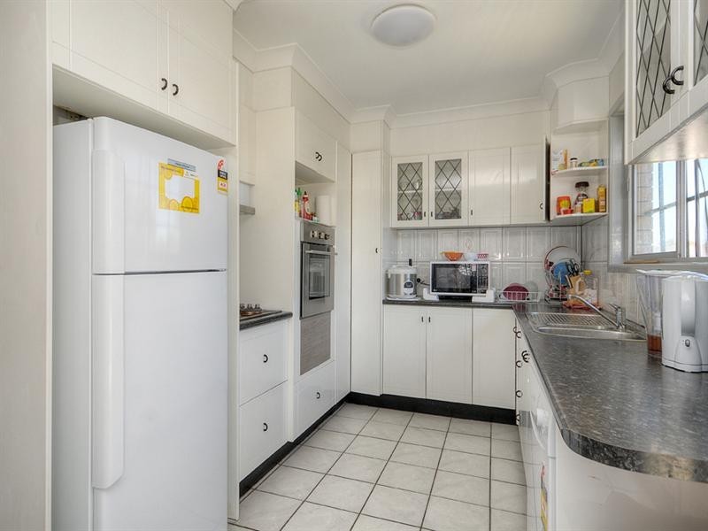 7 Arthur Street, Biggera Waters QLD 4216