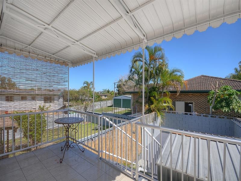 7 Arthur Street, Biggera Waters QLD 4216
