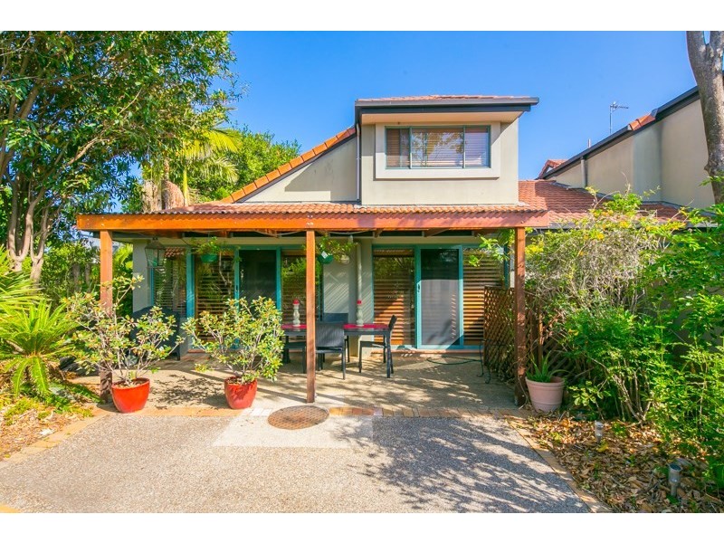 119/19 Santa Barbara Road, Hope Island QLD 4212