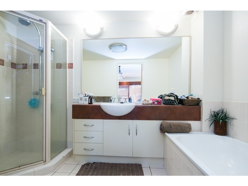 119/19 Santa Barbara Road, Hope Island QLD 4212