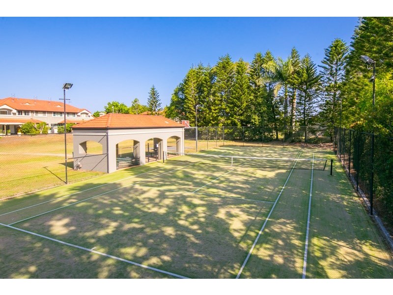 119/19 Santa Barbara Road, Hope Island QLD 4212