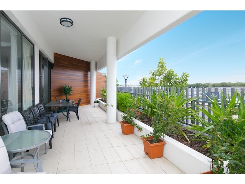 2101/1 Marina Promenade, Paradise Point QLD 4216