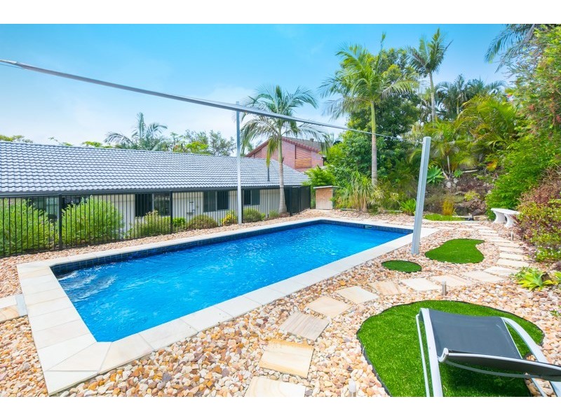 24 Darel Drive, Ashmore QLD 4214
