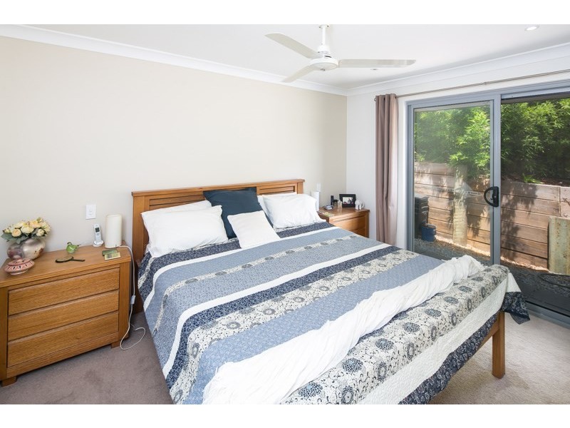 24 Darel Drive, Ashmore QLD 4214