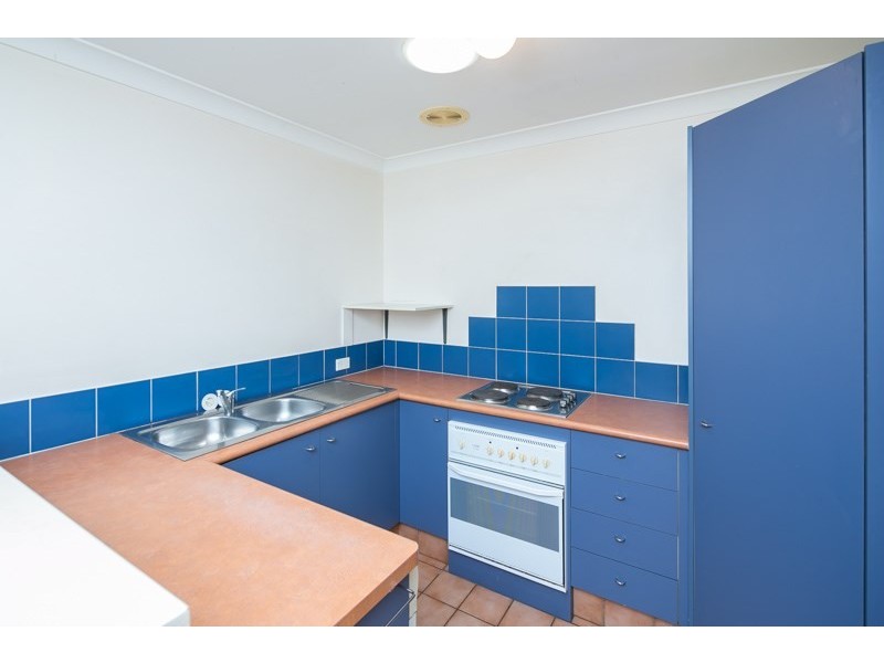 2/9 Crystal Reef Drive, Coombabah QLD 4216