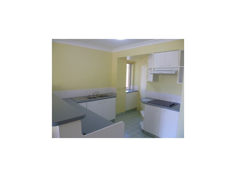 11/65 Bayview Street, Runaway Bay QLD 4216