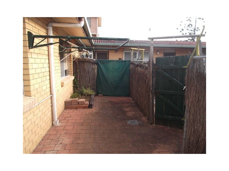 4/17-19 Back Street, Biggera Waters QLD 4216