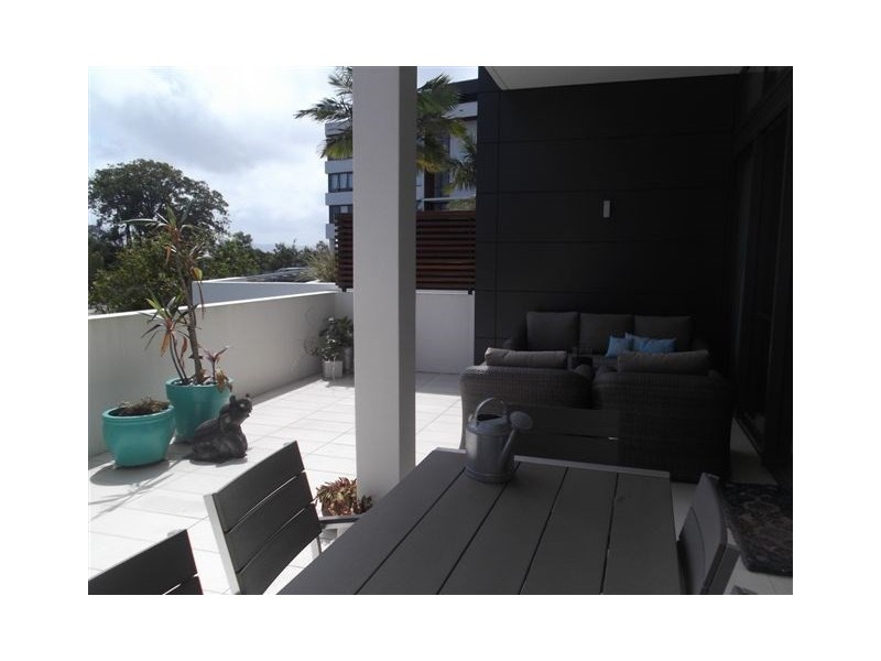 1102/2 Sunset Avenue, Paradise Point QLD 4216