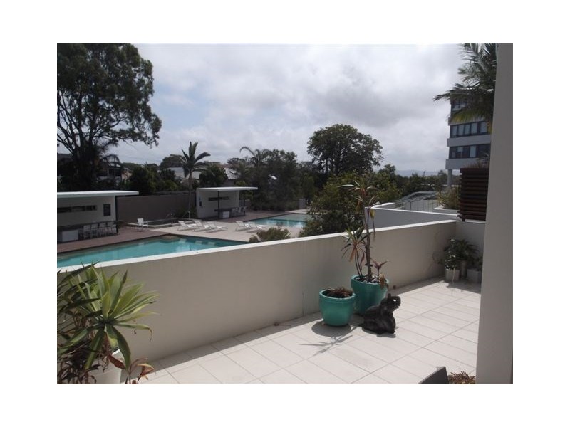 1102/2 Sunset Avenue, Paradise Point QLD 4216