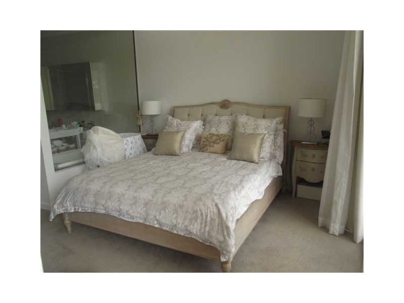 1102/2 Sunset Avenue, Paradise Point QLD 4216