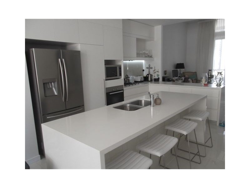 1102/2 Sunset Avenue, Paradise Point QLD 4216