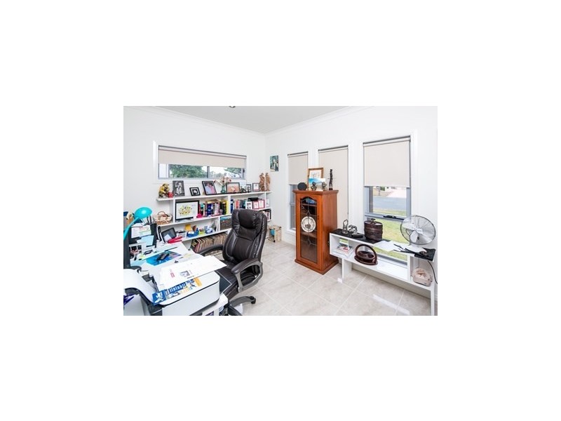 19 The Peninsula, Helensvale QLD 4212