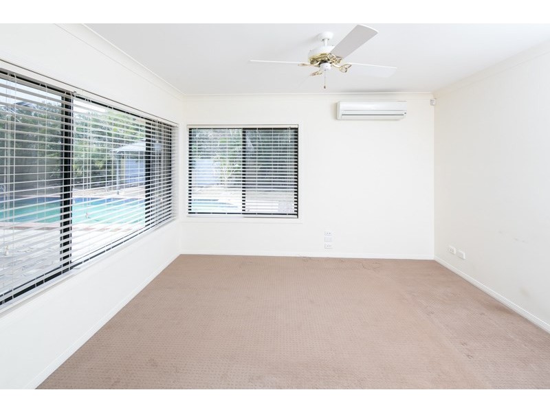 46 Oyster Cove Promenade, Helensvale QLD 4212