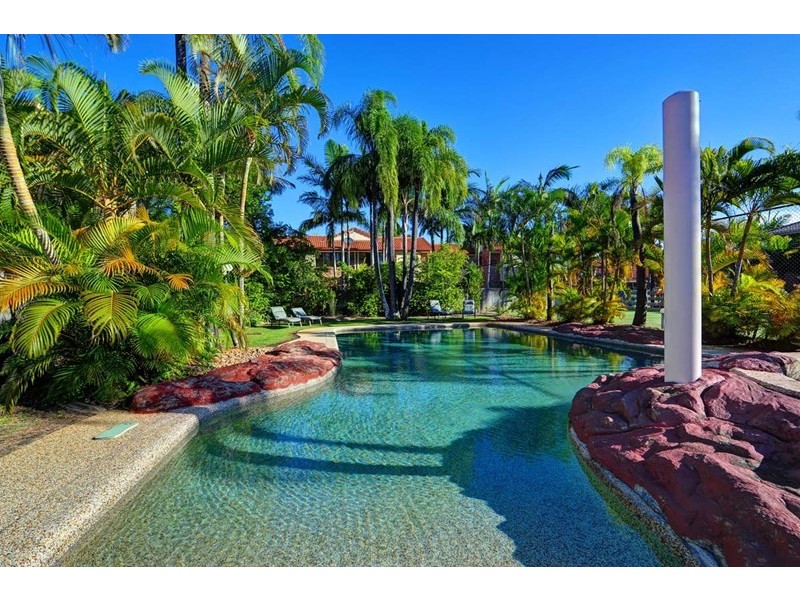 13/264 Oxley Drive, Coombabah QLD 4216