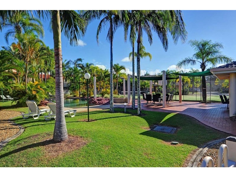 13/264 Oxley Drive, Coombabah QLD 4216