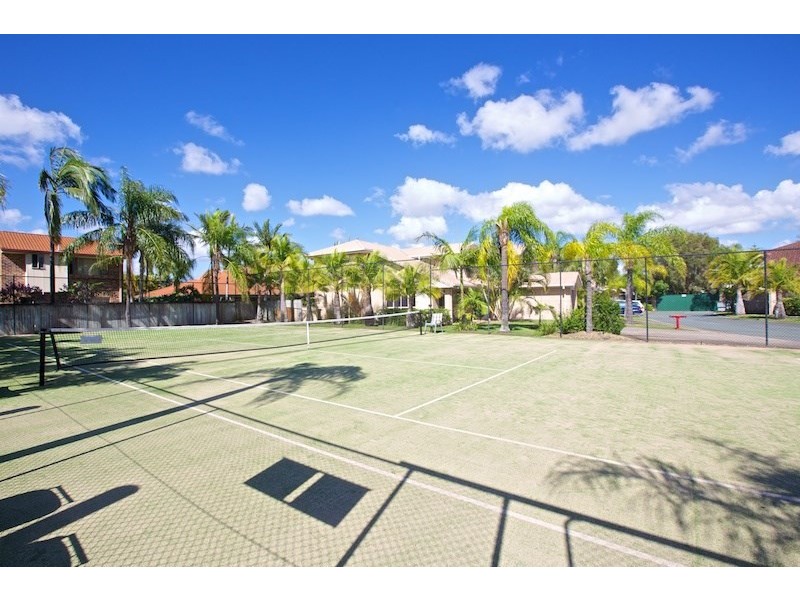 13/264 Oxley Drive, Coombabah QLD 4216