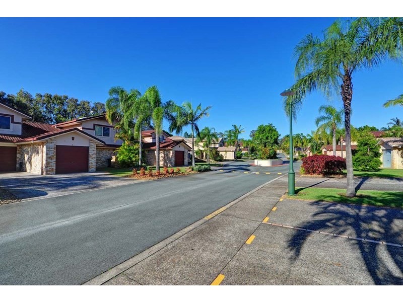 13/264 Oxley Drive, Coombabah QLD 4216