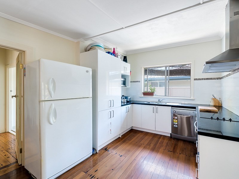 26 Tallara Street, Coombabah QLD 4216