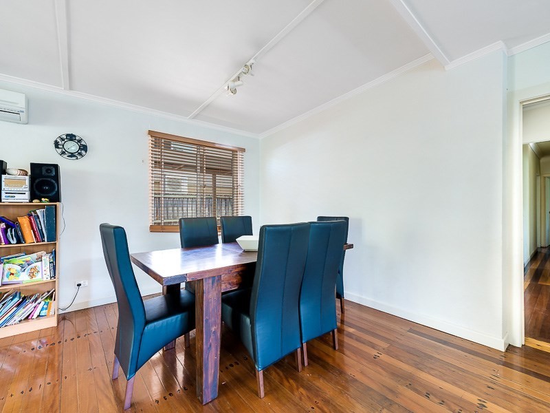 26 Tallara Street, Coombabah QLD 4216