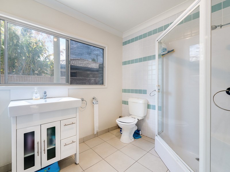 26 Tallara Street, Coombabah QLD 4216