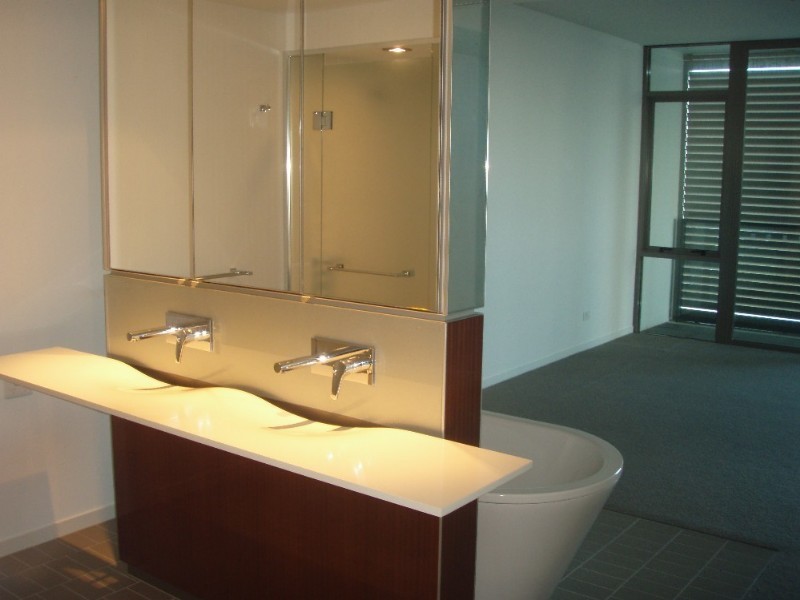 Paradise Point QLD 4216