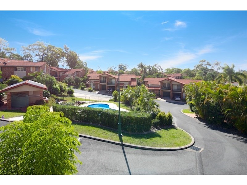 18/2 Doyalson Place, Helensvale QLD 4212