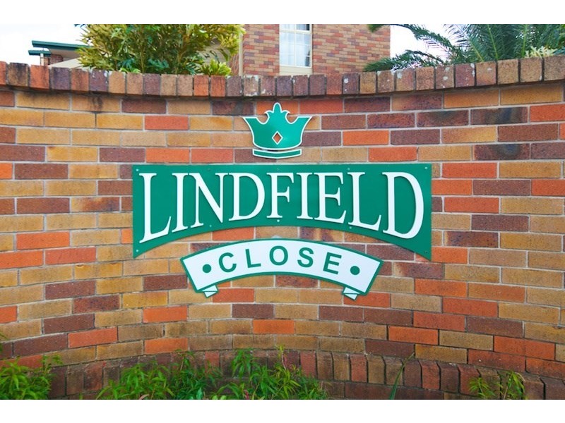18/2 Doyalson Place, Helensvale QLD 4212