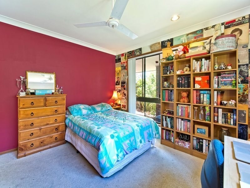 8 Matthew Flinders Drive, Hollywell QLD 4216