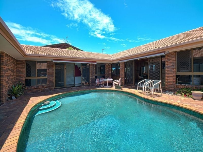 8 Matthew Flinders Drive, Hollywell QLD 4216