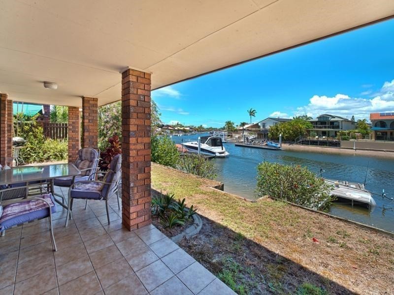 8 Matthew Flinders Drive, Hollywell QLD 4216