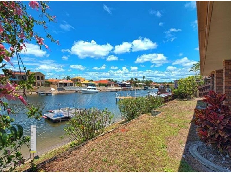 8 Matthew Flinders Drive, Hollywell QLD 4216