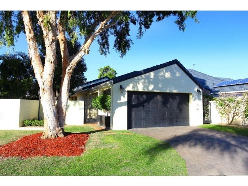 30 Cockleshell Court, Runaway Bay QLD 4216