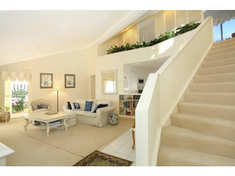 30 Cockleshell Court, Runaway Bay QLD 4216