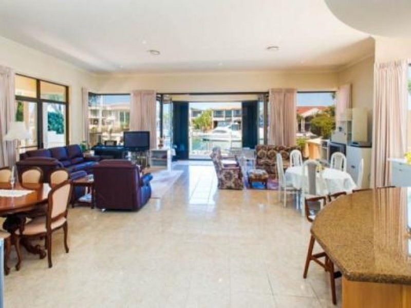11a The Sovereign Mile, Paradise Point QLD 4216