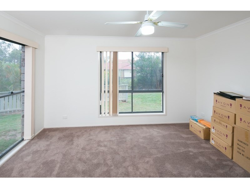 4 West Mountain Court, Parkwood QLD 4214