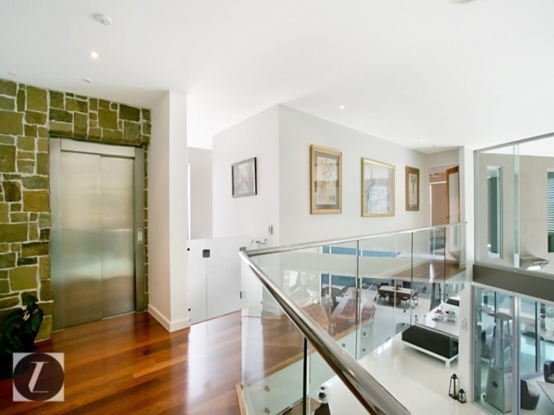 43 Park Lane Terrace, Sovereign Islands QLD 4216