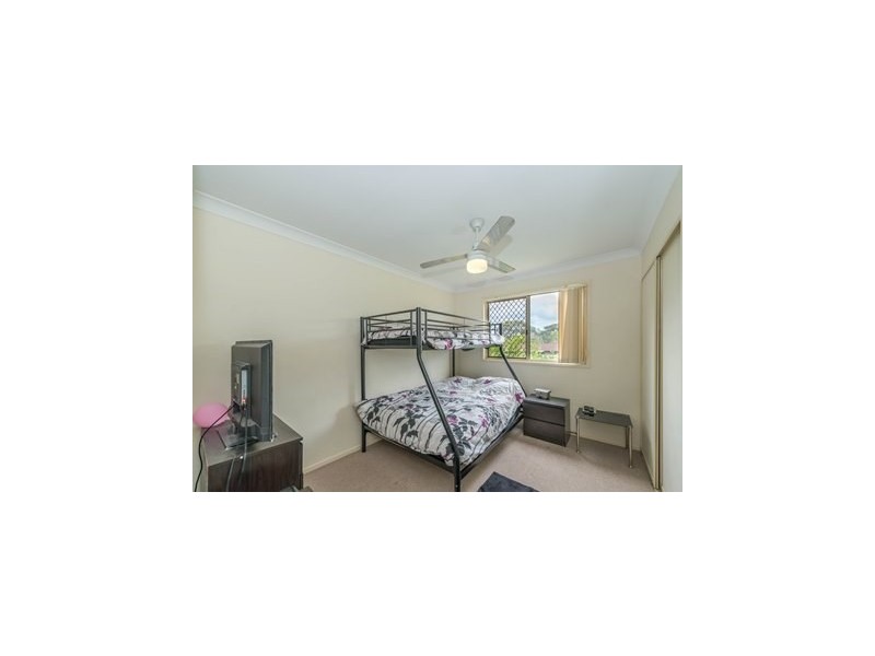 3/183 Government Road, Labrador QLD 4215