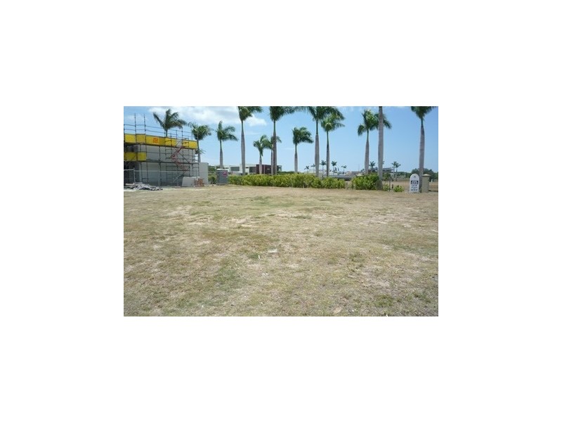 7835 Pavilions Place, Hope Island QLD 4212